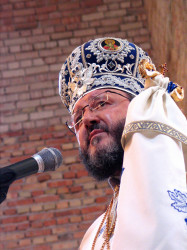 jarek1 
Quite old portraits... Archbishop Miron Chodakowski, 2005 
2017-12-09 07:56:42