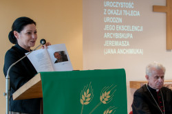 lukasz 
Prof. Kalina Wojciechowska 
2017-12-19 22:40:03