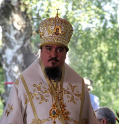 jarek1 
A bit old portraits... Bishop Jerzy, 2011 
2018-01-04 13:46:04