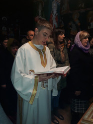 joanikije 
Читање посланице  
2018-01-13 20:56:42