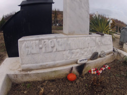 PedjaVid 
The grave  of shi archimandrite Stefan from Karulja 
2018-01-17 14:40:52