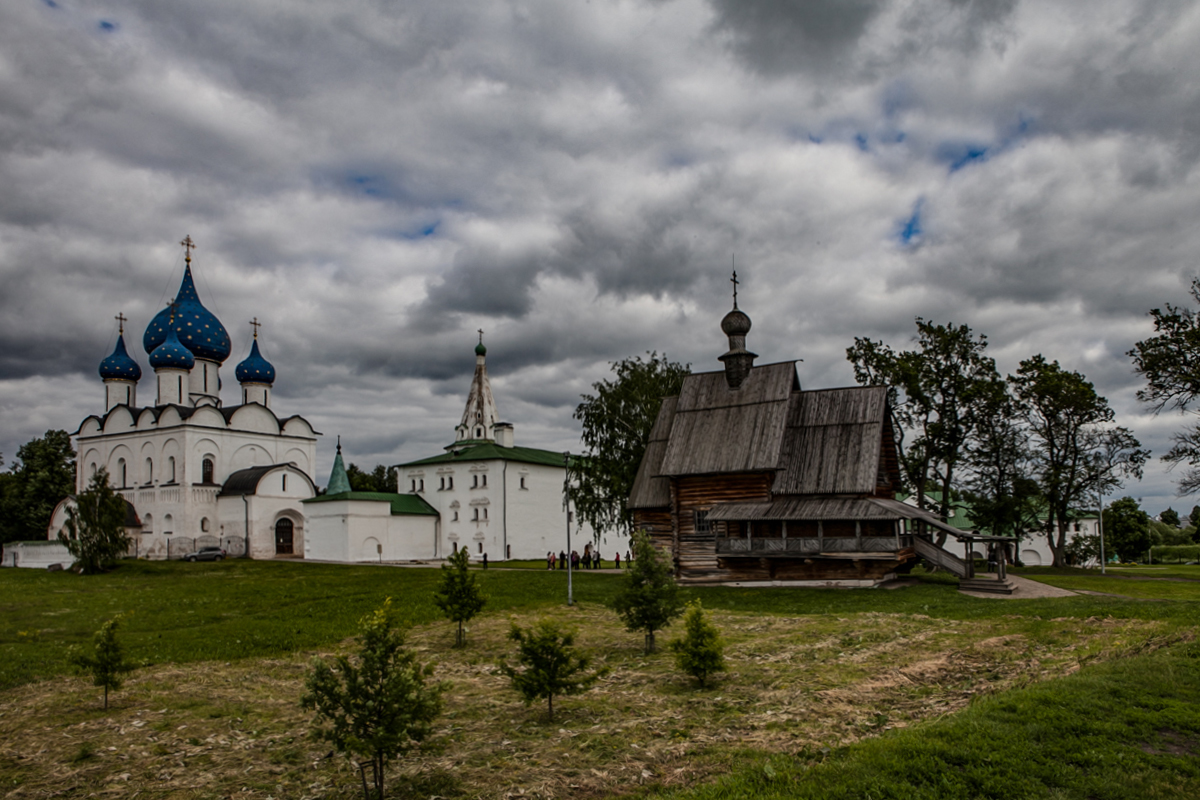 Суздаль.Кремль.Никольская церковь.