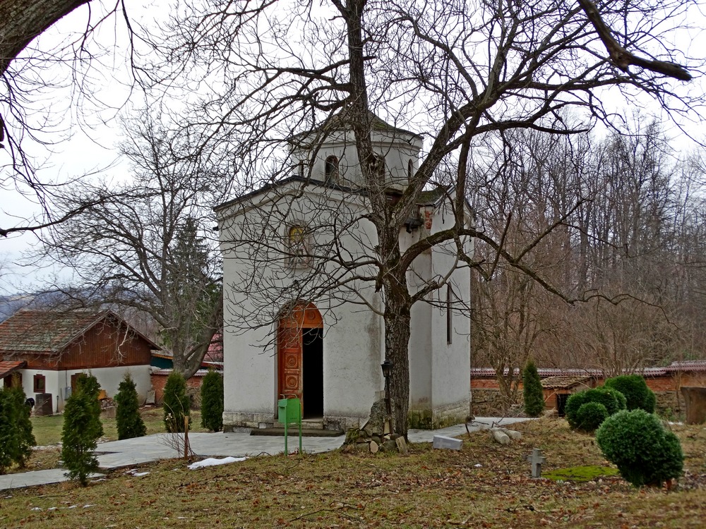 В Клисурски манастир