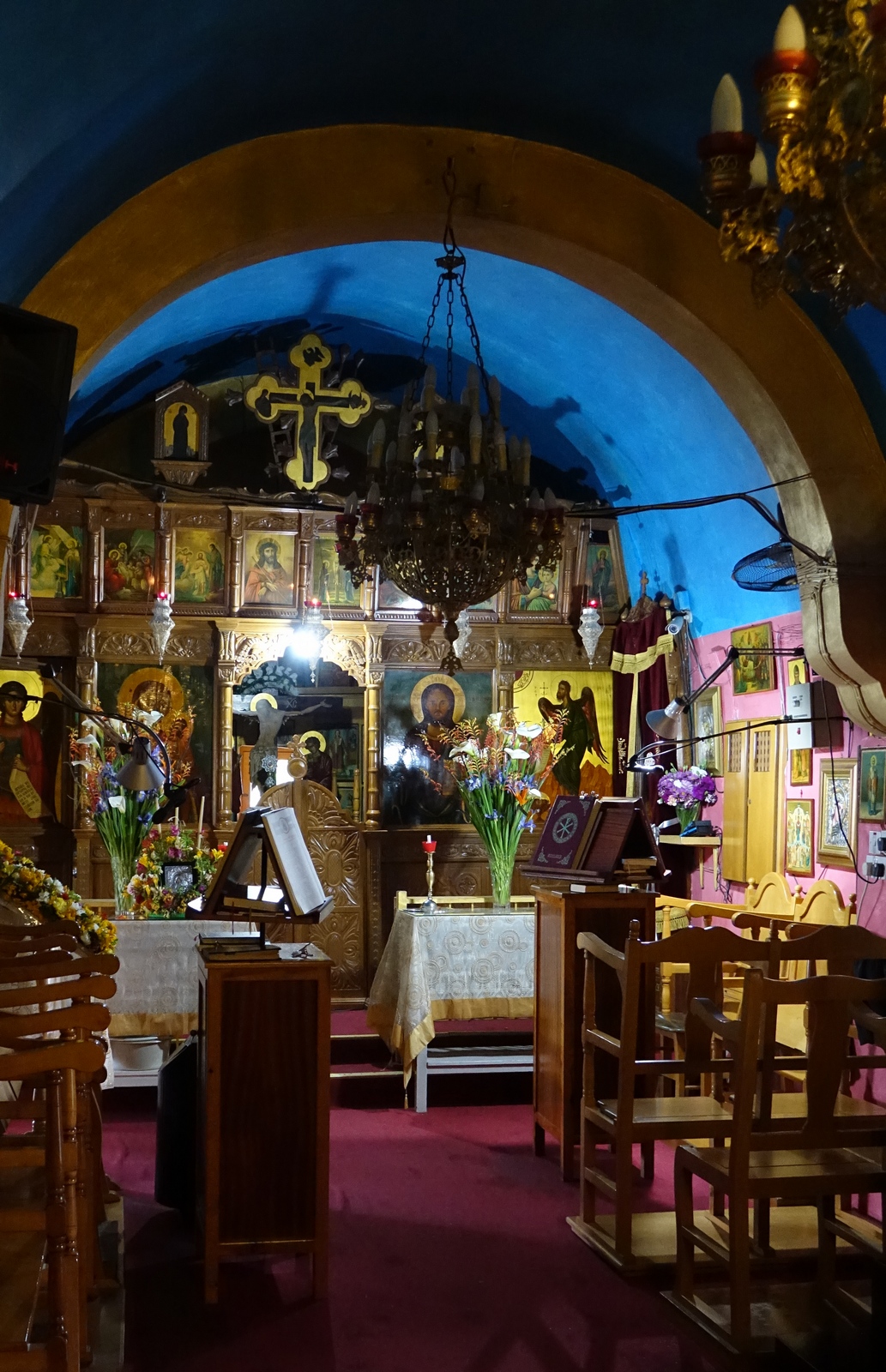The interior of the main church of St. Kandeas Convent