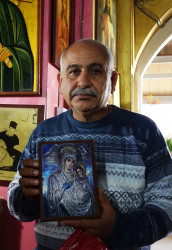 jarek11 
A guardian of St. Kandeas Convent with the Mother of God icon 
2018-03-22 14:04:26