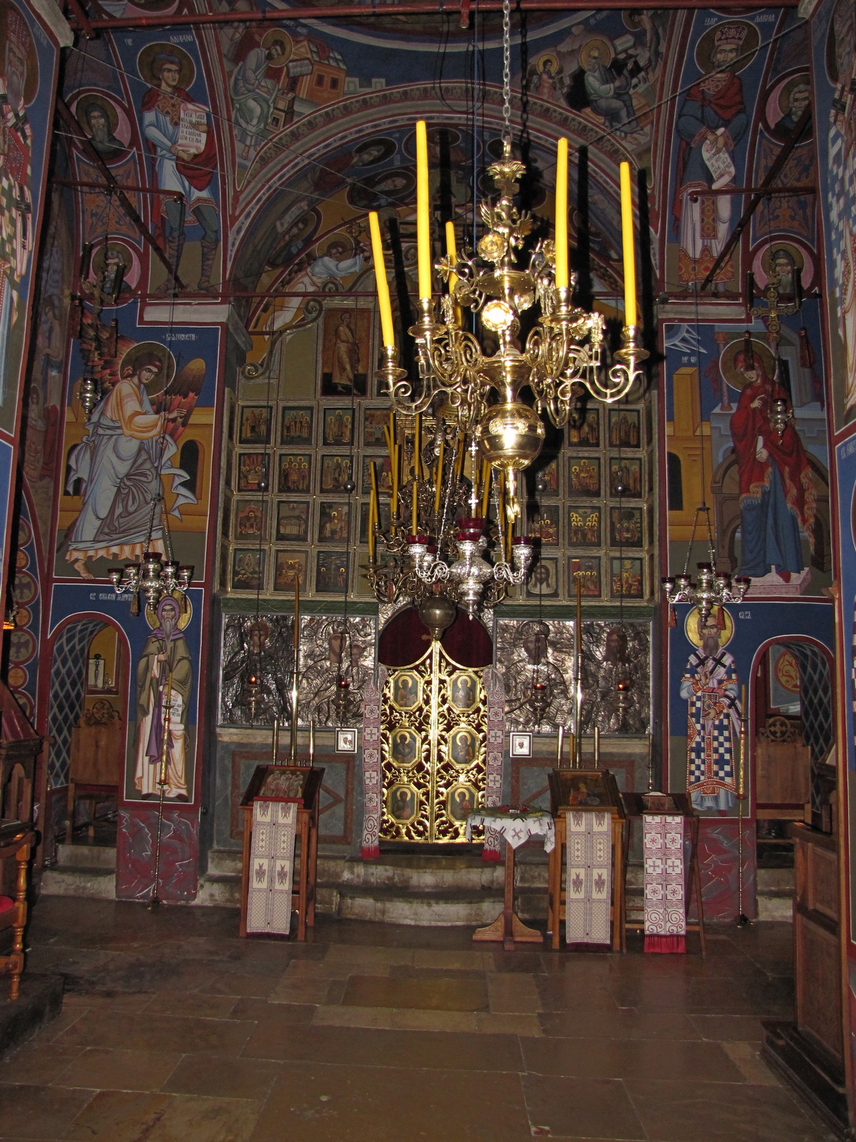 Иконостас манастир Крка