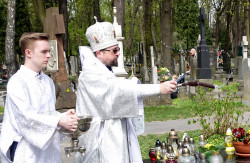 jarek 
St. Thomas the Apostle Sunday in St. John Climacus church in Warsaw   
2018-05-13 21:28:14