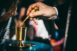 neniortodox 
Brush and hand 
2018-05-16 22:49:42