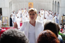 jarek 
Blessing and elevation of main cross on the roof of Hagia Sophia Orthodox church in Warsaw 
2018-05-19 22:30:47