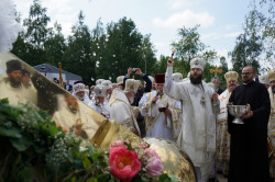 jarek1 
Blessing and elevation of main cross on the roof of Hagia Sophia Orthodox church in Warsaw 
2018-05-19 22:33:50