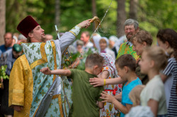AlexandraP 
Окропление 
2018-05-28 11:47:15