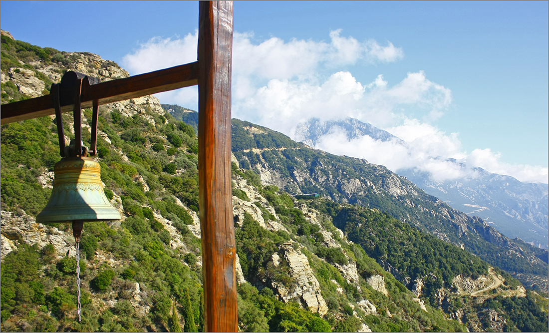 View on the Athos from Simonopetras - Поглед на Атос из Симонопетре