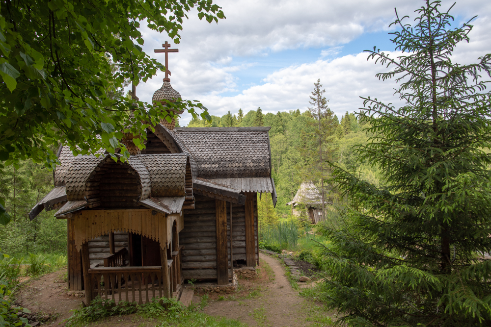 Святой источник прп. Иринарха, затворника Ростовского