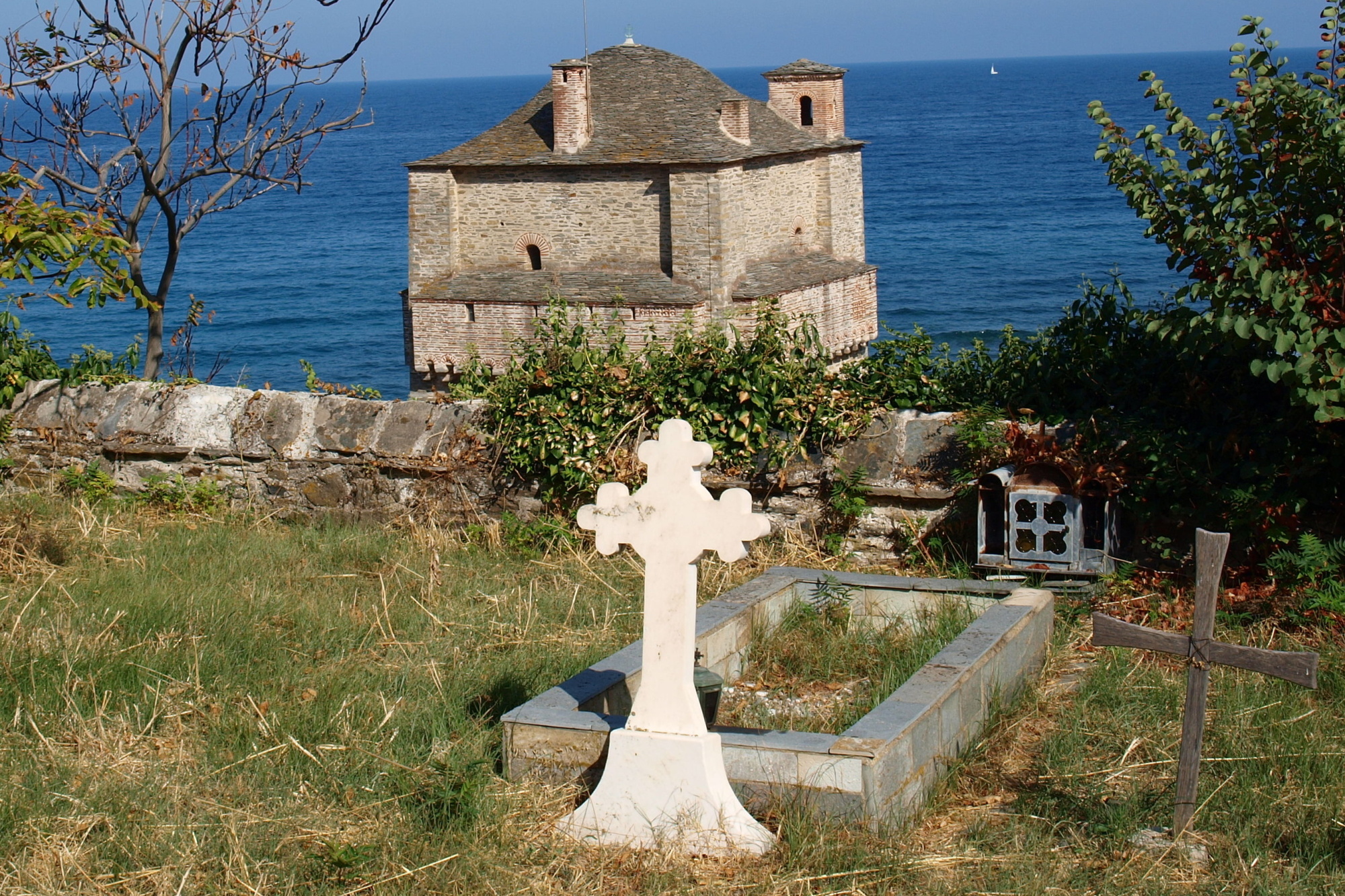 Grave in Iviron