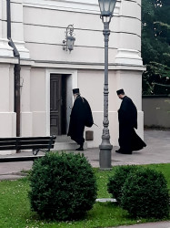 joanikije 
Време за молитву 
2018-06-23 01:28:36