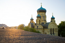 kanik 
Wschodzący sobór 
2018-06-25 12:53:50