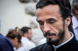 neniortodox 
Oliver Subotic 
2018-06-27 11:50:53