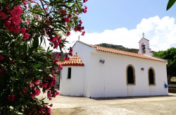 jarek 
St. Dimitrios Orthodox cementary church i Kolymbari 
2018-06-30 18:23:16