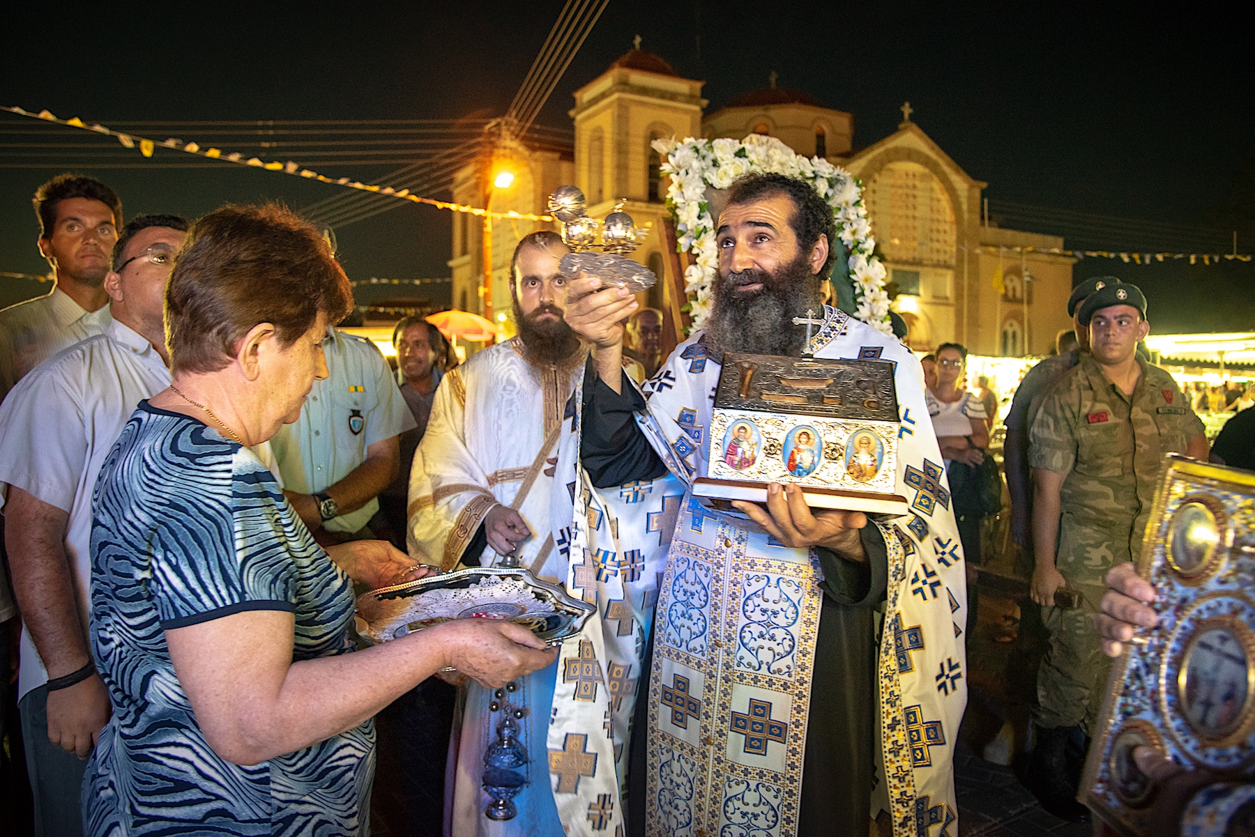 * Procesja z relikwiami św. Apostoła Filipa *