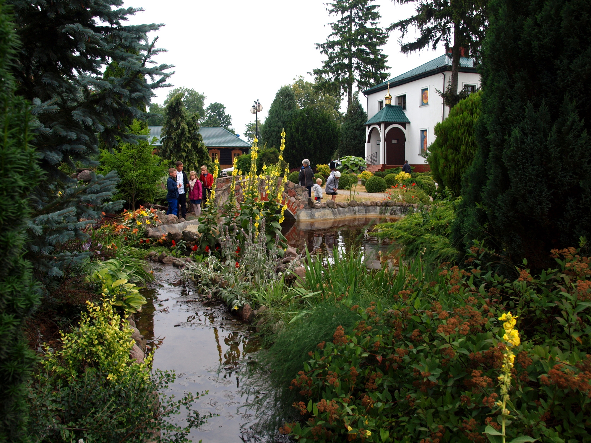 Mały park.
