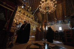 alik 
Vesper at the Machairas monastery 
45 
2018-07-04 00:09:27