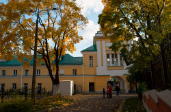 AlexandraP 
Осень в Хотьково 
2018-07-19 09:24:33