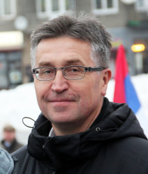 jarek11 
Jan Kochanowicz :) 
2018-07-29 20:44:46