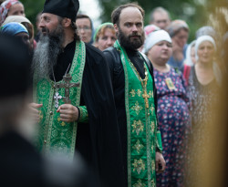 AlexandraP 
На Иринарховском крестном ходе 
2018-07-30 10:00:27