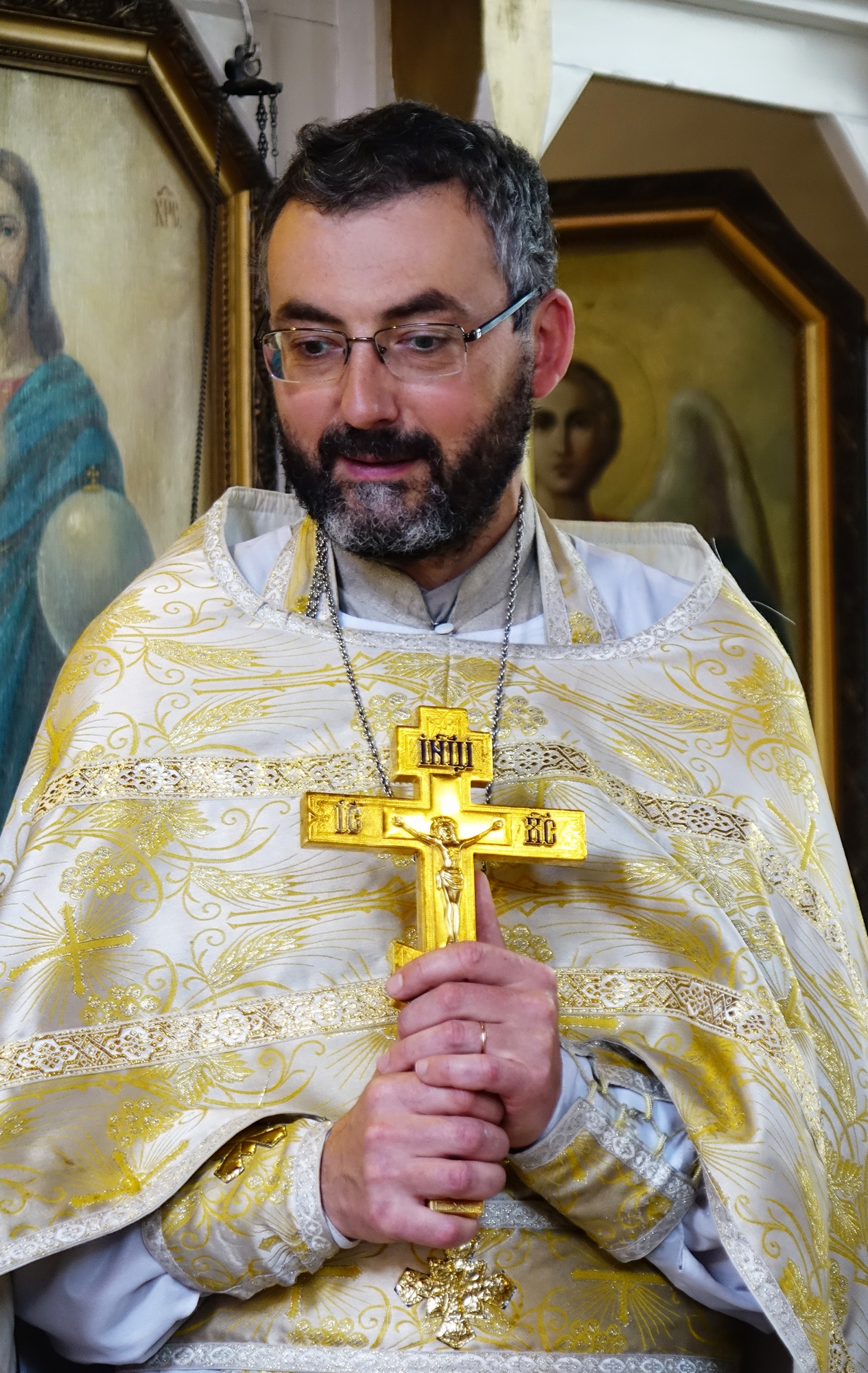 Fr. Mariusz Synak