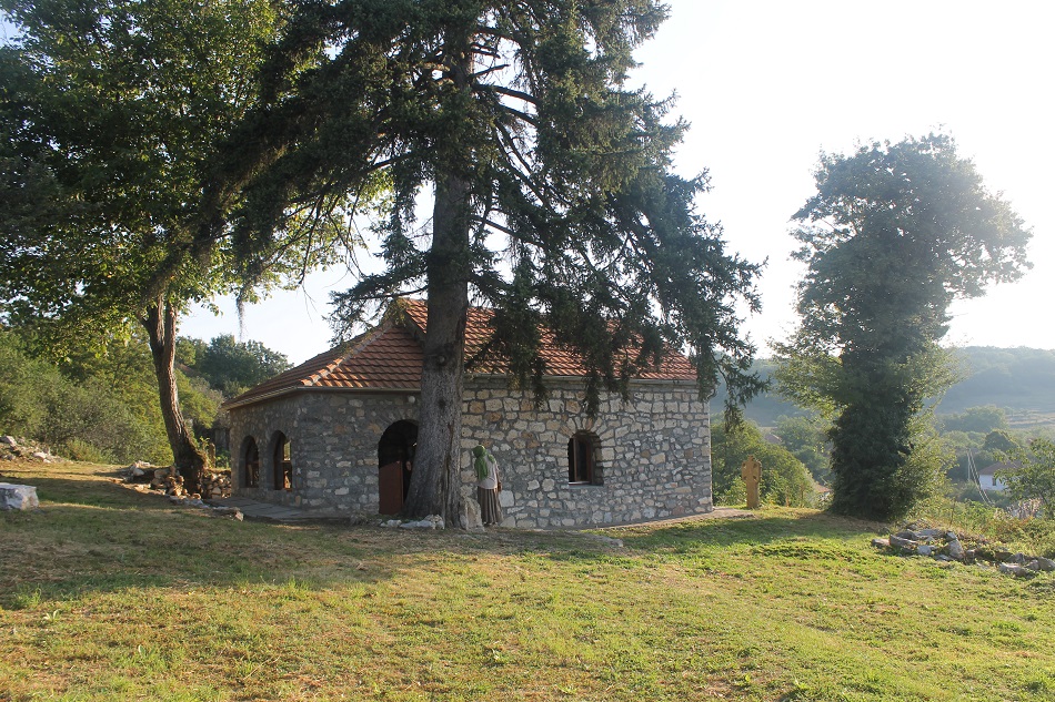Црква Св.Тројице,С.Петрлаш 