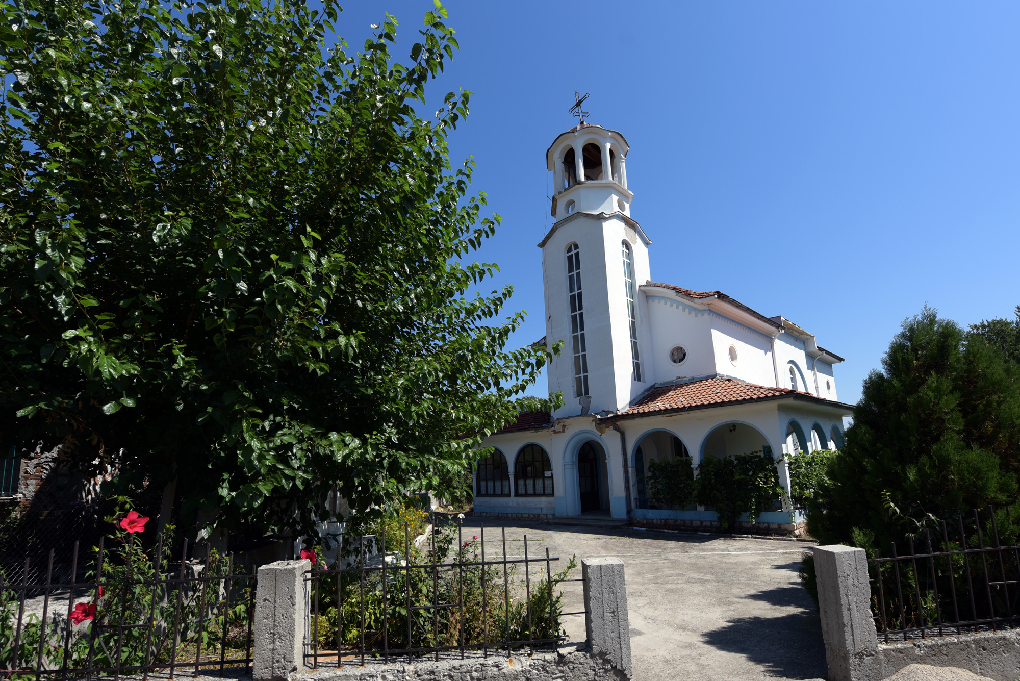 Chuch in Bolyartsi