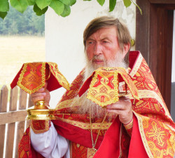 jarek11 
Fr. Mikołaj Ostapczuk 
2018-08-02 10:14:16