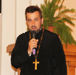 jarek11 
Fr. Andrzej Kuźma 
2018-08-08 13:03:28