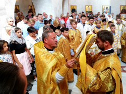 jarek 
Gospel reading in front of Supraśl Icon of the Mother of God in Supraśl Monastery 
2018-08-17 13:04:09