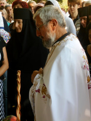 joanikije 
Отац Василије 
2018-08-24 11:15:36