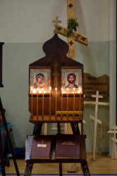 Sheep1389 
Evening prayers during foot pilgrimage 
2018-08-26 15:35:38