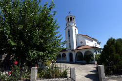 alik 
Chuch in Bolyartsi 
2018-08-26 22:55:04