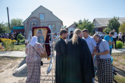 AlexandraP 
Паломники Митрофано-Тихоновского крестного хода 
2018-08-27 15:41:11