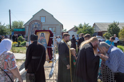 AlexandraP 
Митрофано-Тихоновский крестный ход. Благословение влыдыки 
2018-08-27 15:46:55