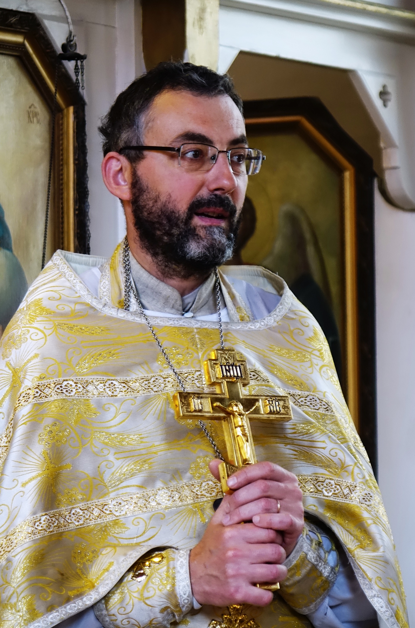 Fr. Mariusz Synak
