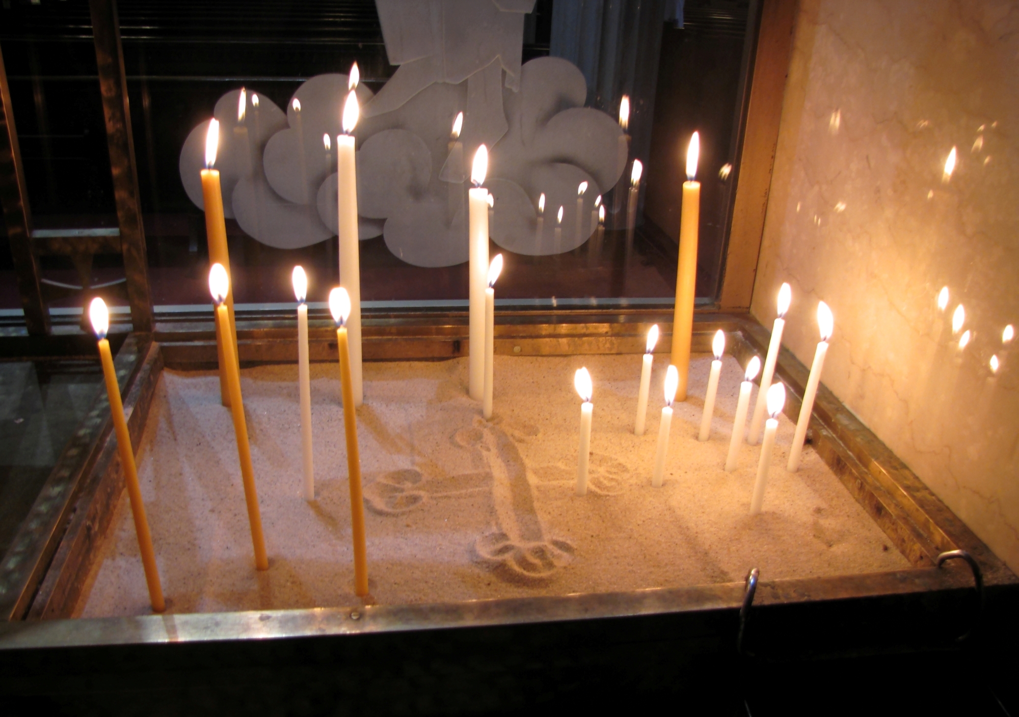 Candles for the Holy Cross feast