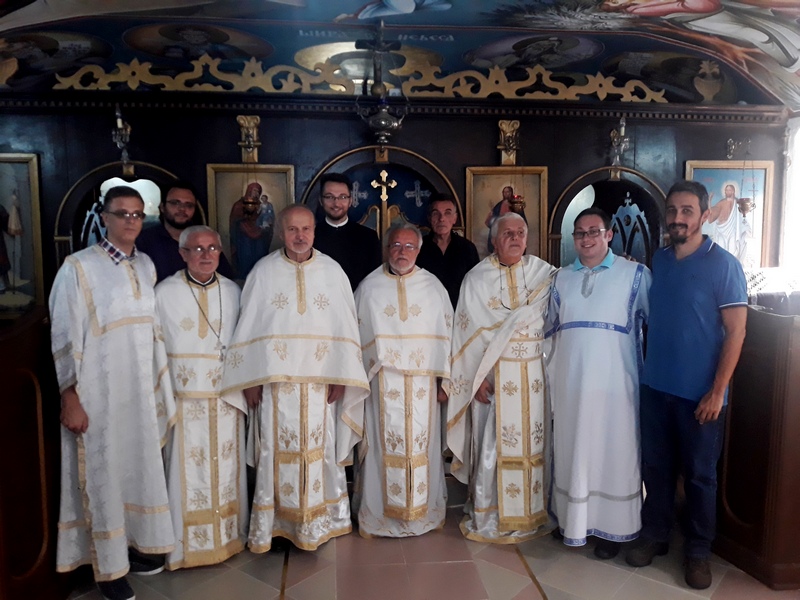 Након Литургије 