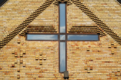 jarek 
A cross on a wall... 
2018-09-03 20:25:11