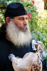 jarek1 
Fr. Auksiwius and his bread... St. George Mavrovuni Monastery 
2018-09-10 13:45:18