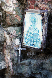 jarek1 
Cave close to Agios Parthenos church 
2018-09-21 16:33:20