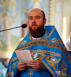 jarek11 
Fr. Marek Ławreszuk 
2018-10-09 19:46:32