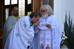 teodor2697 
Two priests 
2018-10-23 22:40:16