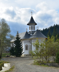 teodor2697 
Mănăstirea Sihăstria Putnei 
2018-10-31 23:09:56