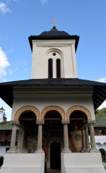 Sheep1389 
Small church of the Sinaia monastery 
2018-11-03 14:53:08