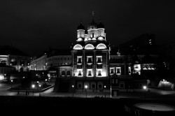 jarek 
Moscow by night... 
2018-11-04 20:27:10